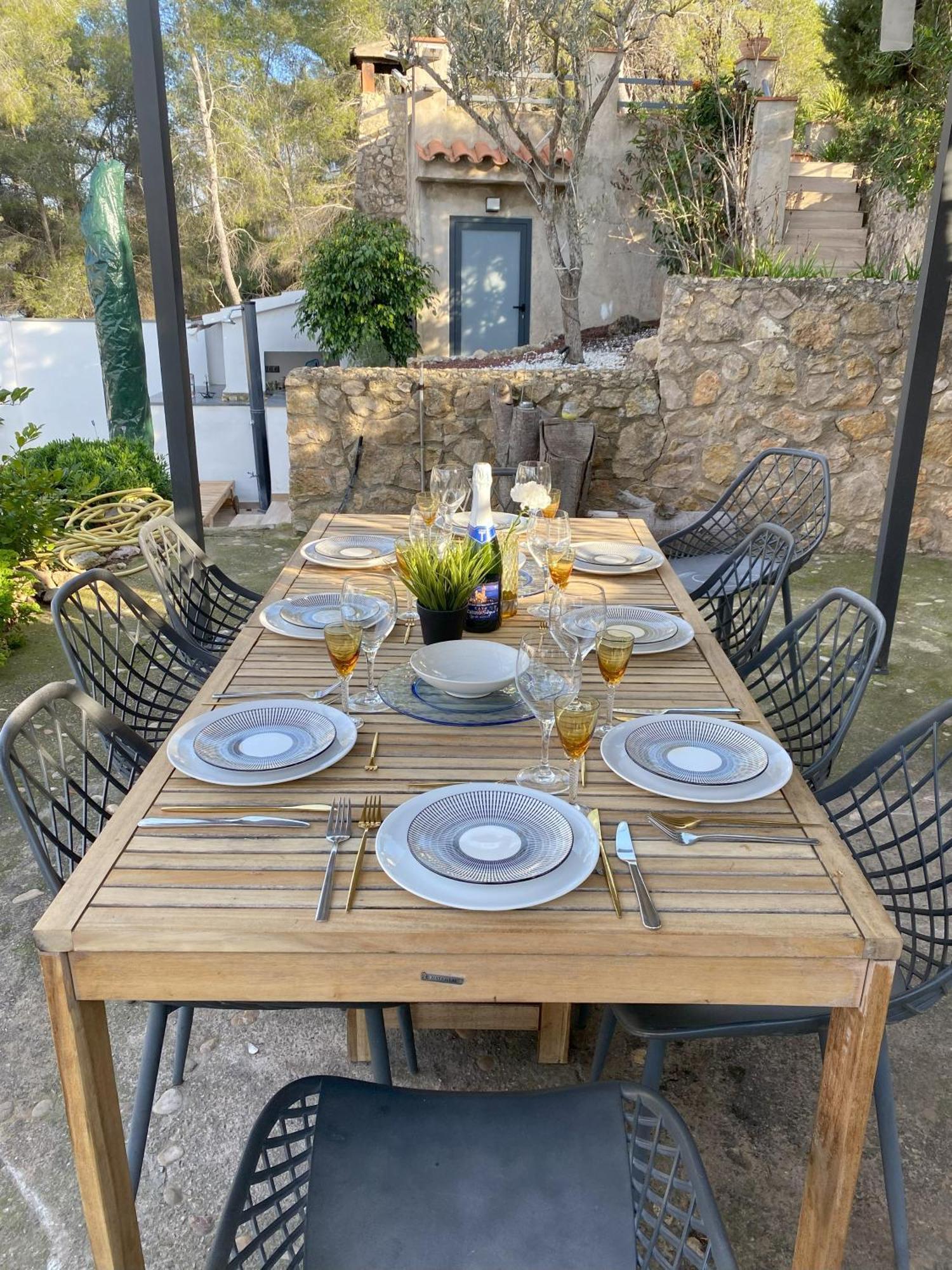 Villa Avril Piscina Privada Y Amplias Terrazas Olivella Exterior foto
